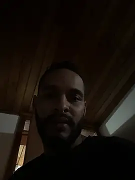 XXX chat uživo modela bigblack0111