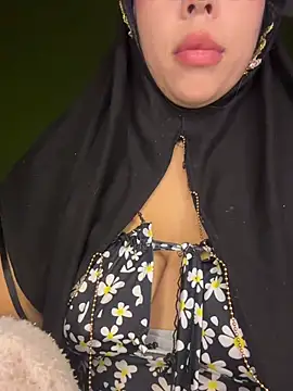 Chat XXX en directo de zahra_Jalid
