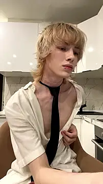 ixistudiomember's Webcam Show