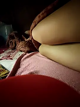 -Tara-a Adlı Modelin Canlı XXX Sohbeti