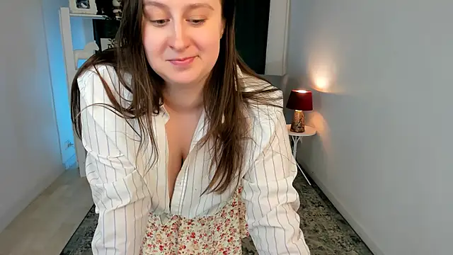Lattea Adlı Modelin Canlı XXX Sohbeti