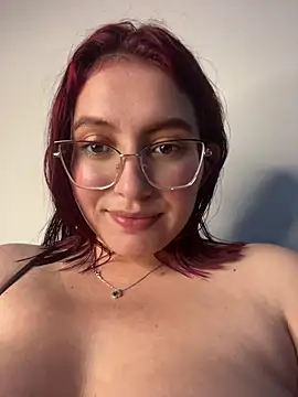 VioletPearson Adlı Modelin Web Kamerası Şovu