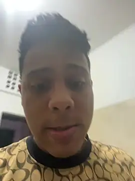 دردشة Alejandro_and_Deiby الجنسية المباشرة