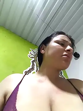 Scarlet_Passion Adlı Modelin Web Kamerası Şovu