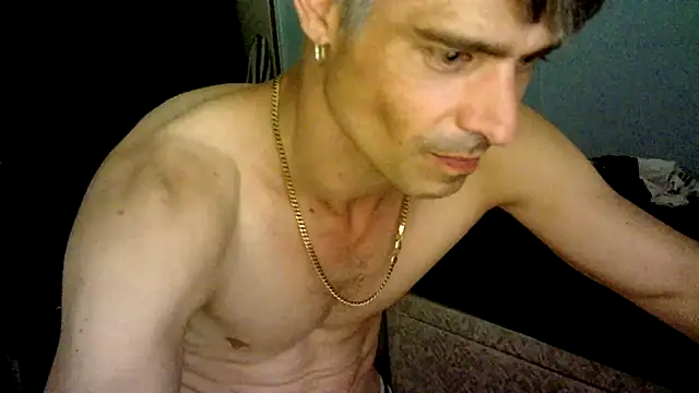 Show modela houseofbrats na web-kameri