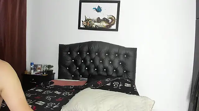 Chatroom XXX en direct de antonella__max