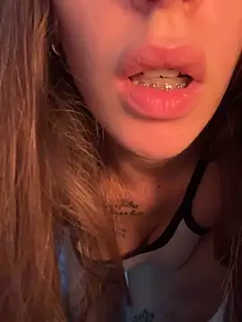 abiiiilpzz Adlı Modelin Canlı XXX Sohbeti