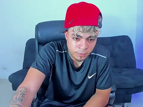XXX chat uživo modela freyva