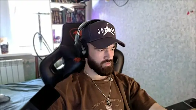 _Serious_Man Chat XXX live