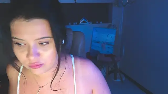 Malika_uAngel Adlı Modelin Canlı XXX Sohbeti