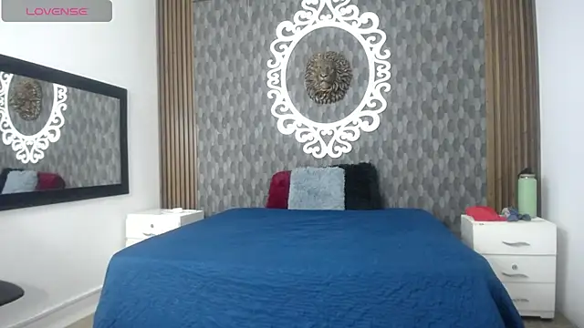 Juan_123__ élő XXX-chatje