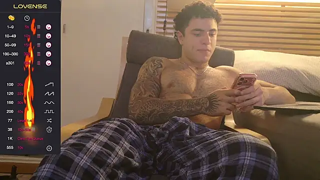 KevinWolf777 webkamerás műsora