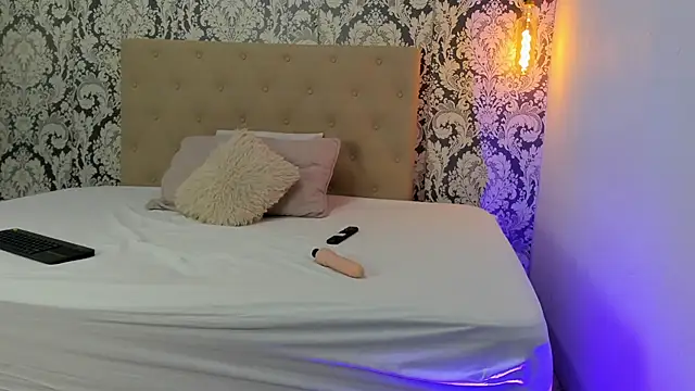 О нлайн чат XXX Stefany_Serna