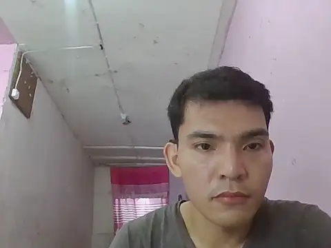 แชท XXX สดของ moremoreguys
