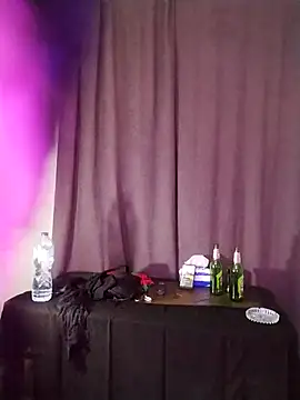 lmalikaahlamedubai's Webcam Show