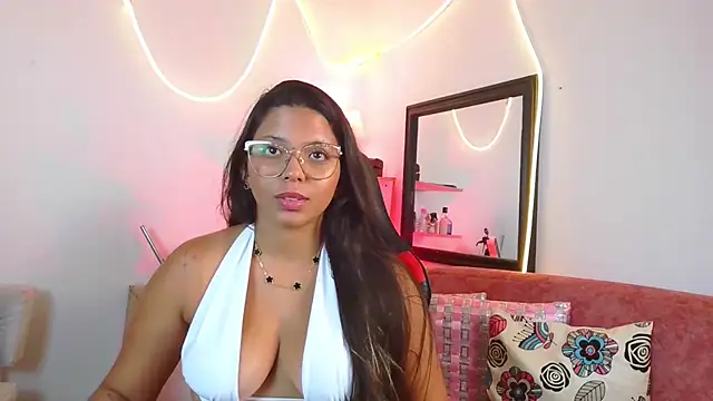 Megaan_Greey's Live XXX Chat