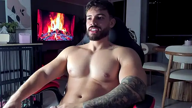 Valenthino_Salvatore live XXX chat