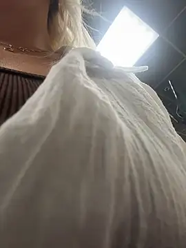 MerlinDave Live XXX-chat