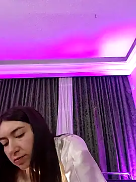 Živý XXX chat DaddyLolii