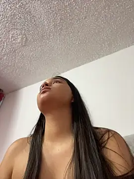 I_Samanthaa – Live XXX-chat