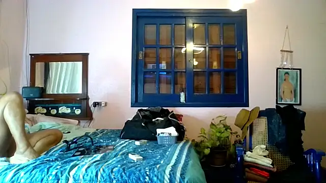 Chat XXX en directo de ju_muniz01