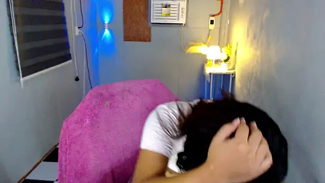 SanyaGirlx Obrolan Langsung XXX