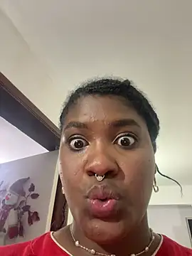 Hanna_Fox_69 Adlı Modelin Canlı XXX Sohbeti
