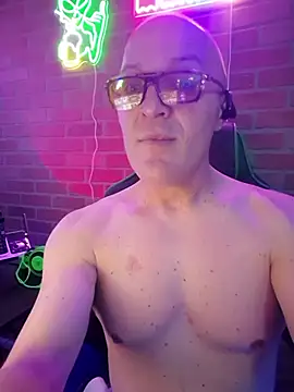 chronic_vibez's Live XXX Chat