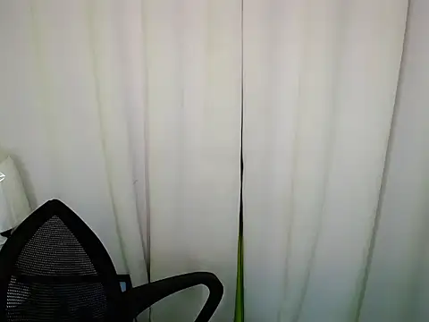 Czat XXX na żywo – TsCyra_foxxx