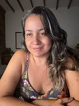 AVRAKEHDABRA's Live XXX Chat