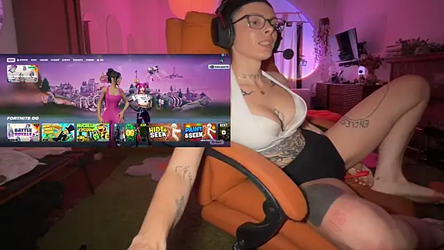 GennaJames Live XXX-chat