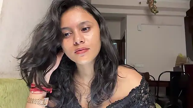 Naira_fit Show Webcam