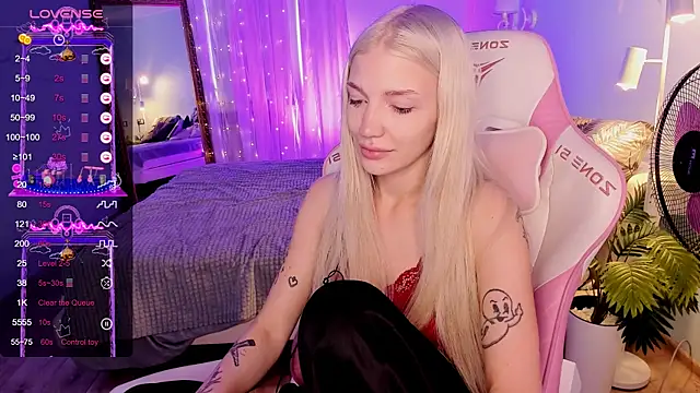 AnyaTaylor_ XXX чат на живо