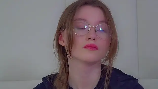 Chat +18 de KeiraAsti ao vivo