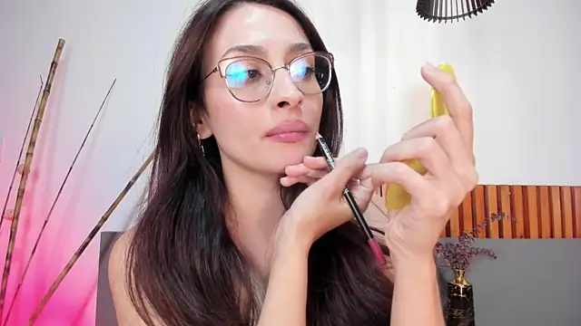 AndraCyrussn Live XXX chat