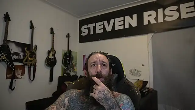 Chat XXX en directo de StevenRiseNYC