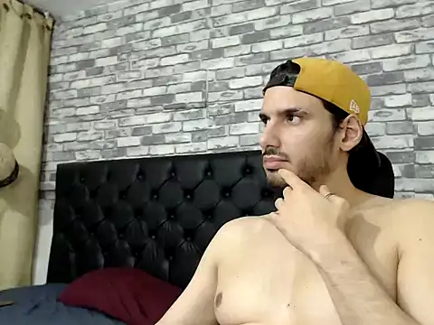 MrTyler667 Show in webcam