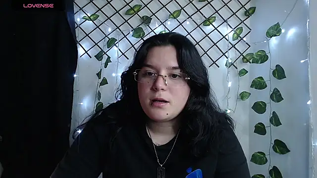 Nika_1_ live XXX chat