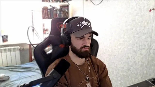 Chat XXX en directo de _Serious_Man