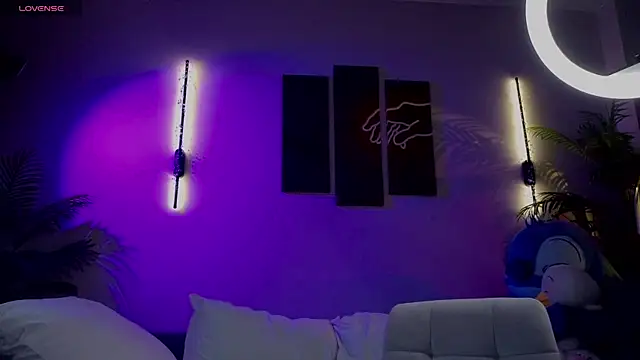 emilyshepar_d Adlı Modelin Canlı XXX Sohbeti
