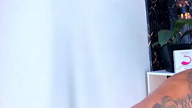 Chat +18 de StefanyVillarreal_ ao vivo