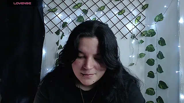 Nika_1_ Adlı Modelin Canlı XXX Sohbeti