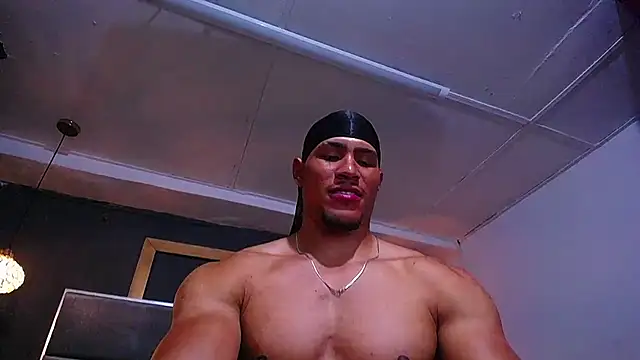 Chat XXX en directo de teddyfit19cm