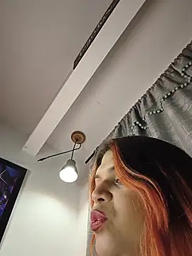 Chat +18 de Marie_Swift ao vivo