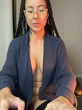 Lili_Cruz38 XXX чат на живо