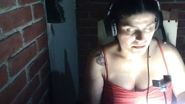 Онлайн чат XXX CarolinaMoretti