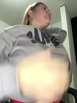 Chat +18 de Celestedubois ao vivo
