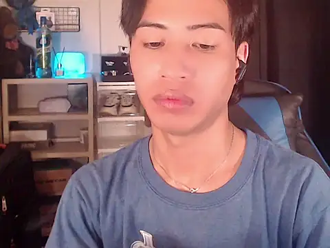 Ryu_23 élő XXX-chatje