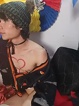 LittleTymmy Chat XXX in diretta
