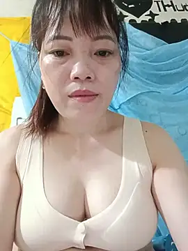 Sana-vn Adlı Modelin Canlı XXX Sohbeti